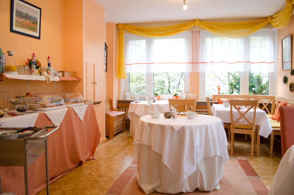 Haus Helvetia Bed & Breakfast Бад Орб Екстериор снимка